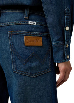 Джинсы женские