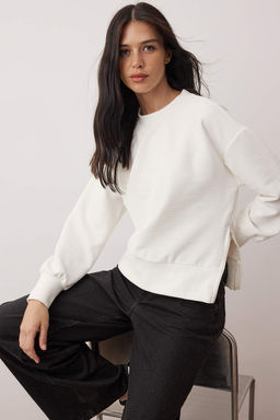 Ekru Fitilli Regular/Normal Kal?p Orme Sweatshirt TWOAW26SW00046