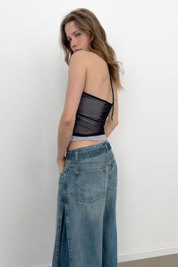 TOP HALTER TUL FLOR / Negro