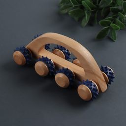Массажёр с шипами Гусеница, 15 6,8 6,5 см, универсальный, с ручкой, 8 колёс, деревянный, цвет МИКС