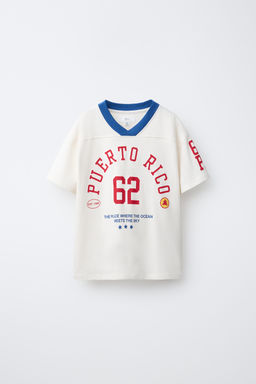 CAMISETA VARSITY TEXTO / Blanco roto
