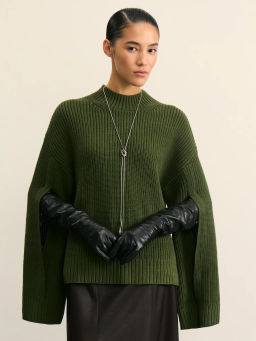 Джемпер с декоративными разрезами на рукавах / Zarina