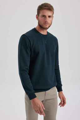 Базовый хлопковый свитшот обычного кроя с круглым вырезом - Defacto фото 4