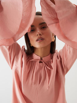 Ba?lamal? Yaka Modal Kar???ml? Kad?n Tunik