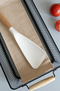 Ложка для мультиварки молочный силикон+нейлон, ручка из бука - Denastia фото 2