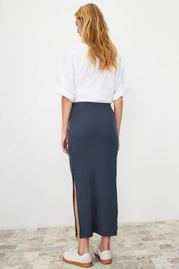 TRENDYOLMILLA Ac?k Antrasit Y?rtmac Detayl? Vucuda Oturan Yuksek Bel Fitilli Esnek Maxi Orme Etek TWOSS22ET0449  фото 11