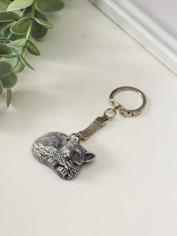 Брелок "Лисенок лежит (барельеф)" 2,4 см