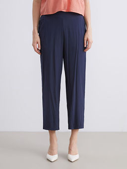 Beli Lastikli Dokulu Kad?n Pantolon