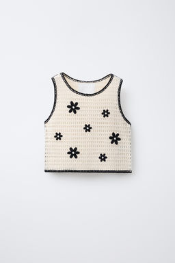FLORAL CROCHET KNIT TOP