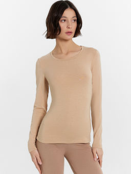 Джемпер термо женский в бежевом цвете нюд 602332 - Mark formelle фото 2