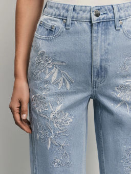 Джинсы straight с вышивкой / Zarina  фото 5