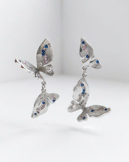 Стильные серьги