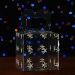 Цена за 5 шт. Складная коробка из PVC 11 x 11 x 11 см Снежинки