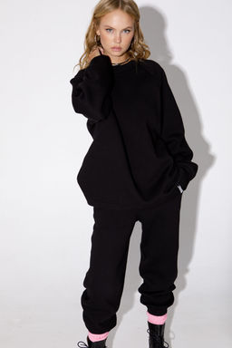 Свитшот Pirs 4992 черный