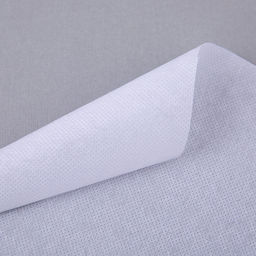 Нетканный материал (флизелин) Гамма клеевой сплошной G-560c 70 г/кв.м 2 100 см белый W