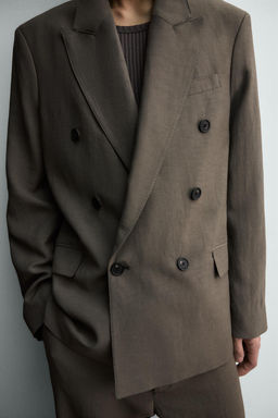 BLAZER CRUZADA TRAJE VISCOSA - LINO / Marr?n / Topo - Zara фото 5