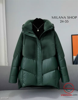 Зимняя куртка с капюшоном