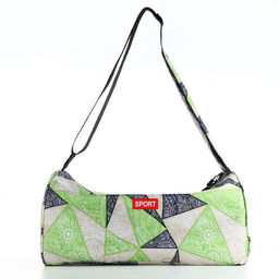 Сумка спортивная на молнии TEXTURA, боковой карман-сетка, регулируемый ремень, средний размер, зелёная