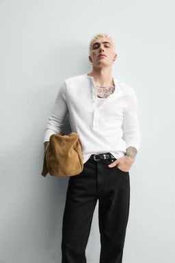 RIBBED T-SHIRT WITH BUTTONED NECKLINE - Zara фото 6