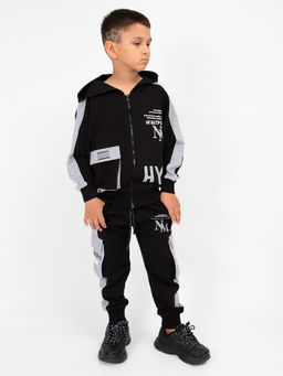 Костюм для мальчика Bonito