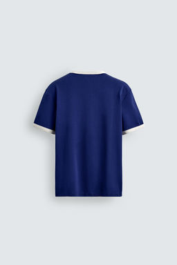CAMISETA RIB CONTRASTE B?SICA / Azul / Blanco