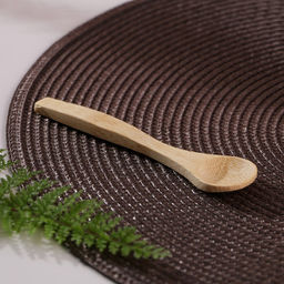 Банка для хранения сыпучих продуктов и круп Щепотка любви, с ложкой, 250 мл