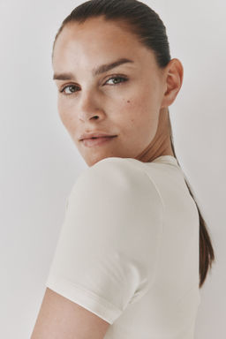 Top ligero de yoga con SoftMove - H&m фото 8