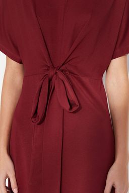 Bordo %100 Pamuk Bele Oturan Y?rtmac ve Baglama Detayl? Midi Orme Kalem Elbise TWOSS21EL0404