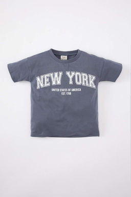 Футболка с короткими рукавами и круглым вырезом для маленьких мальчиков