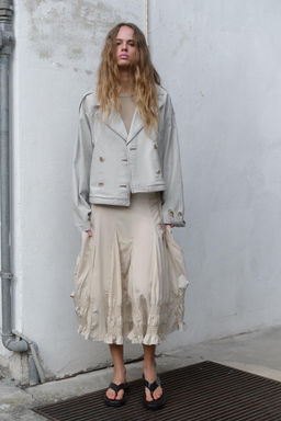 FALDA MIDI GODETS / Hielo