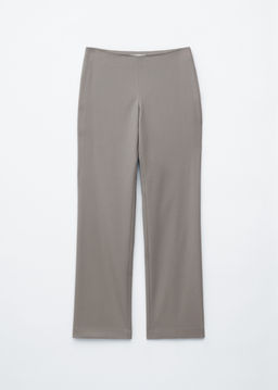 Pantalones de lana de perneras rectas