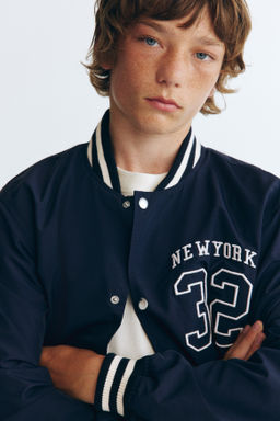Chaqueta de b?isbol con motivos