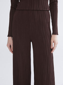 Beli Lastikli Dokulu Kad?n Pantolon