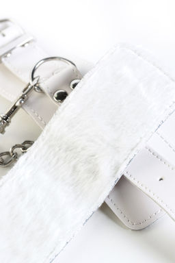 Наручники TOYFA Theatre кожаные белые  фото 5