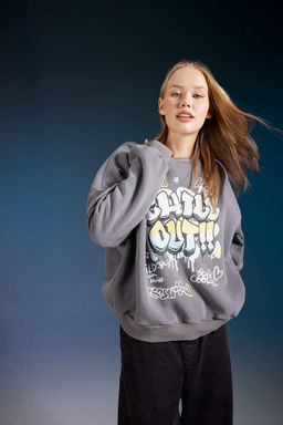 Моющийся свитшот с круглым вырезом и принтом Cool Oversize с эффектом выцветания