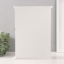 Ключница настенная «Веточка цветочная», дерево, 6 крючков, состаренный белый, 6×22×30 см