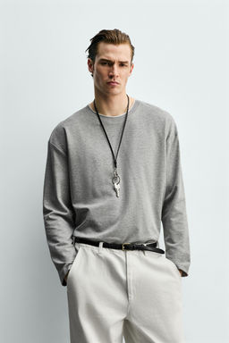 CAMISETA ACABADOS DOBLES CONTRASTE / Gris vigor? - Zara фото 2