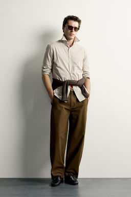 CAMISA REGULAR FIT CUADROS / Crudo / Negro