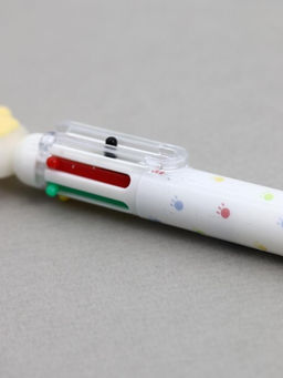 Разноцветная ручка 6 в 1 "Жёлтая лапка"