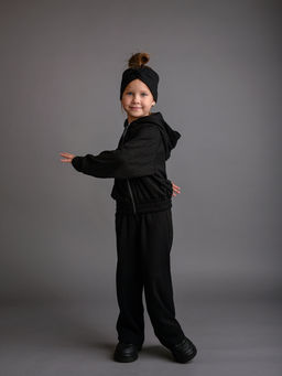 Костюм вязаный ЦВЕТ: ЧЕРНЫЙ