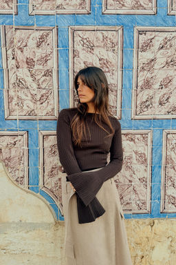 FITTED KNIT JUMPER WITH FLARED SLEEVES