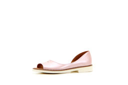 Босоножки кожаные розовые