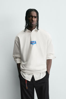 CONTRAST PRINT T-SHIRT