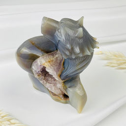 Волк резной из камня Агат серый с жеодой - Радуга самоцветов фото 3