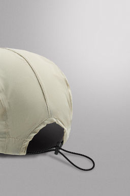 GORRA T?CNICA LIGERA / Verde gris