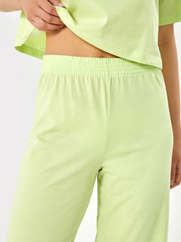 Комплект женский (футболка, бриджи) светло-салатового оттенка с милым принтом - Mark formelle фото 5