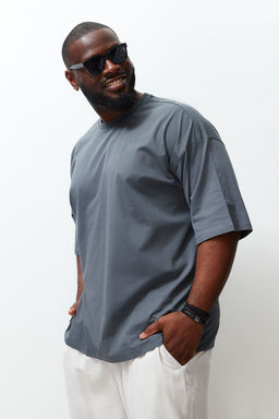 Buyuk Beden Antrasit Oversize/Genis Kesim %100 Pamuklu T-Shirt TMNSS23TS00139