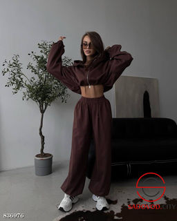 Спортивный женский костюм - Bruno фото 2