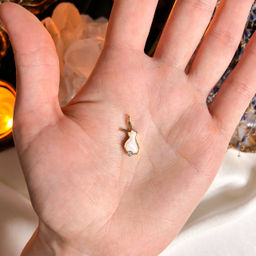 Подвеска перламутровая "Кролик" (1 шт)