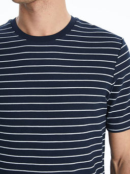 Bisiklet Yaka ?izgili Erkek Ti??rt